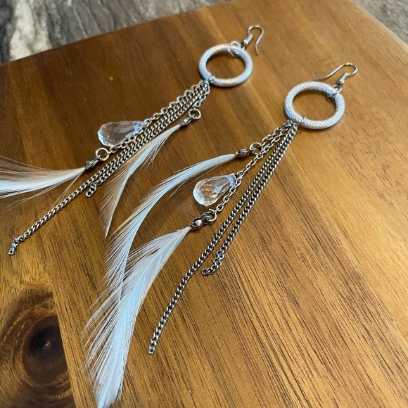 BOHO DROP HANGING FEATHER/CHAIN EARRINGS - Picture 5 of 5
